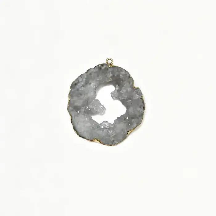 Pendentif géode bourgeon en pierre naturelle, pierre précieuse, agate, cristal, artisanat fait à la 