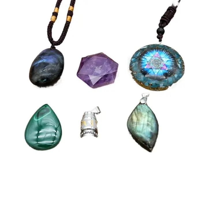 Collier pendentif en pierre naturelle fait main pour hommes et femmes