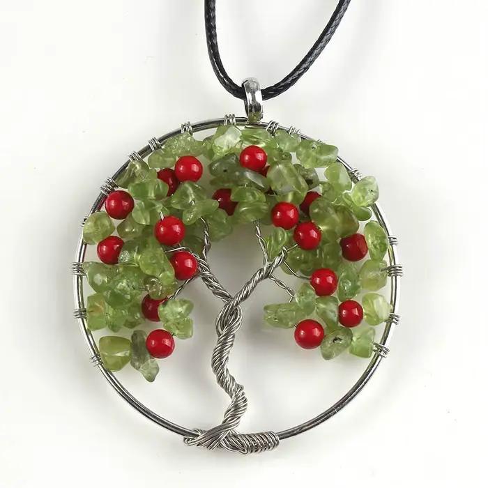 Collier pendentif arbre de vie en pierre d'olivine naturelle