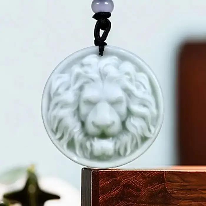Collier pendentif Lion en Jade véritable naturel