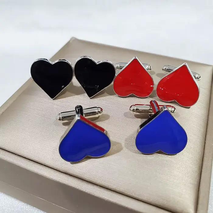 Lèvent de manchette en alliage d'amour du jour de Léon pour hommes, poker imbibé, clous de manches en émail, goujons de manches de chemise de banquet simples, bijoux