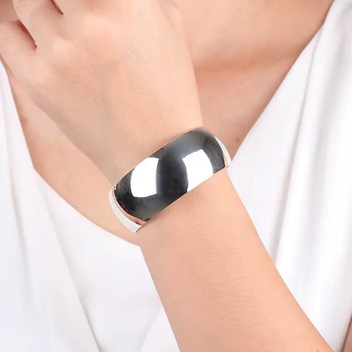Bracelet Talisman Simple et brillant en argent 925