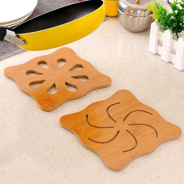 Dessous de pio en Bambou et Bois, Ensemble de Polymères de Dessin Animé Mignon, Multifonction, Isolation Antidérapante, Outil de Tampons Chauds pour Table de Cuisine