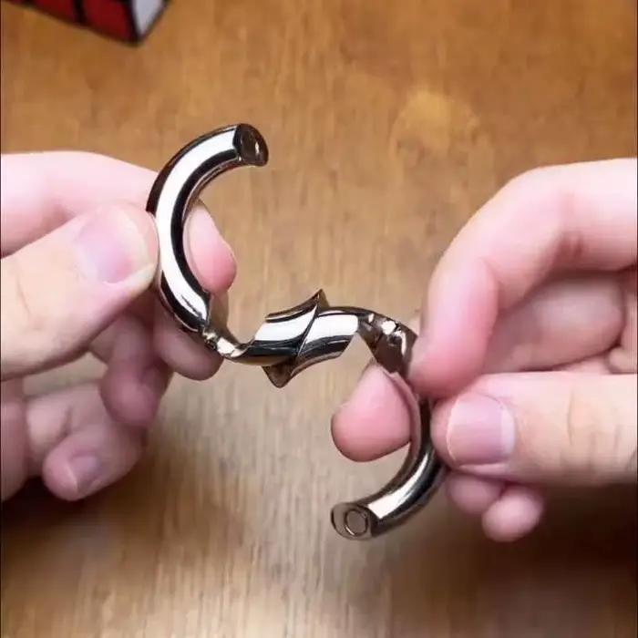 Puzzle en métal bouclé magique et énigmatique, casse-têtes pour adultes, enfants, garçons et filles, défi de logique et de QI, cadeaux éducatifs