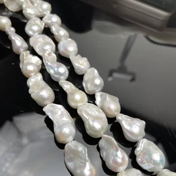 Perle d'eau douce naturelle blanche