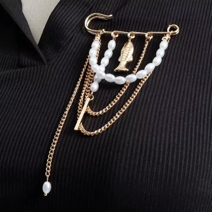 Broche à pampilles en forme de cœur avec chaîne métallique exagérée pour la Saint-Valentin, pour femme et homme, bijoux rock, épingles pour pantalon
