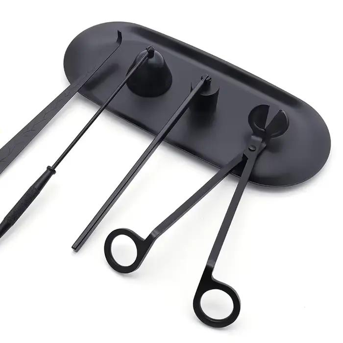 Outils d'extinction de bougies