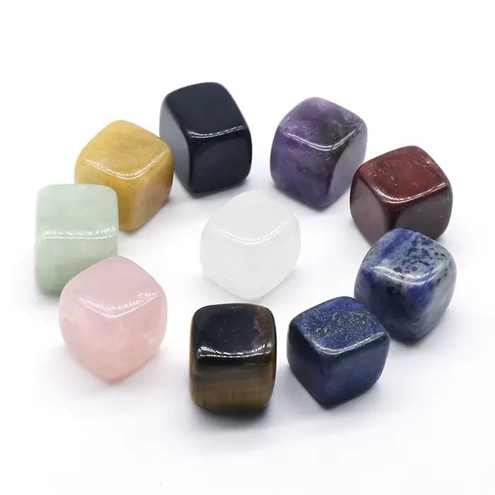 Cube de guérison en cristal naturel