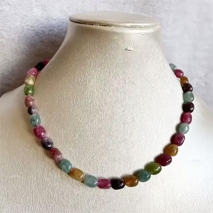 Collier en pierre naturelle de pépite de tourmaline