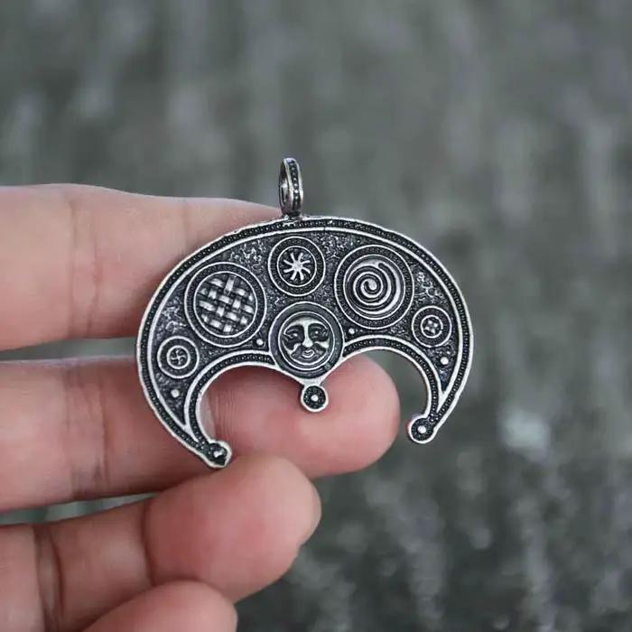 1 pièces slave Lunula fertilité croissant de lune bijoux lunaire Moravia Lunitsa Viking pendentif femmes collier Vintage Talisman amulette