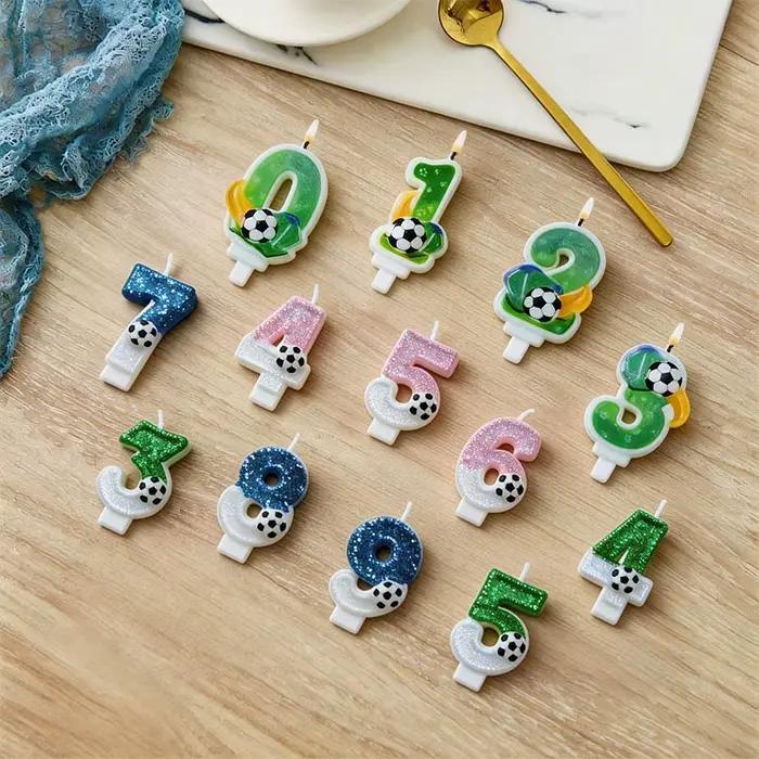 Nouvelles Bougies Chiffres de Football Vert Bleu 0 à 9, Décoration de Gâteau d'Anniversaire Thème Football, Décorations de Fête DIY pour Célébration d'Âge