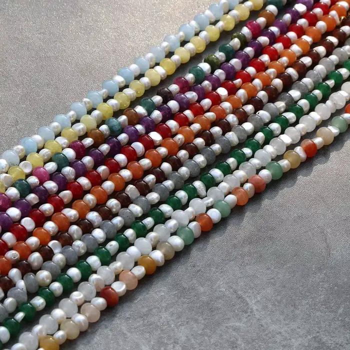 Collier élégant de style bohème en perles d'eau douce naturelles