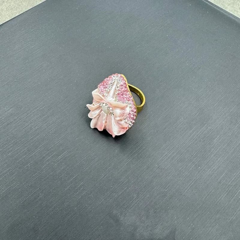 Rose Rose trois-D fleur de lys coquille perle ensemble de bijoux pour femmes Baroque perle strass co