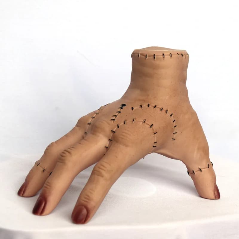 Figurine en PVC de la famille addam du mercredi, ornement mains cassées, artisanat de bureau, access