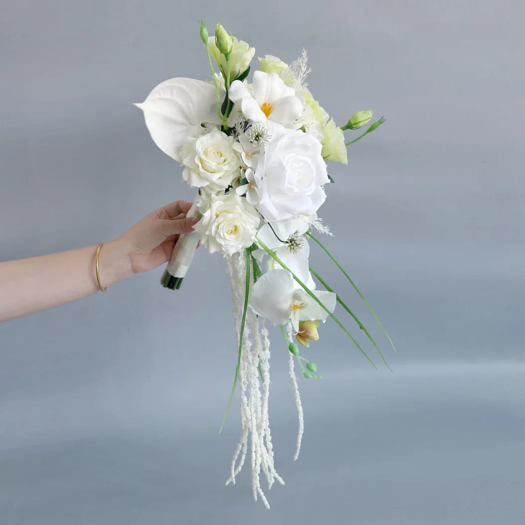 Bouquet de mariage Bouquet de mariée en cascadeFleurs de mariage Bouquets de mariée