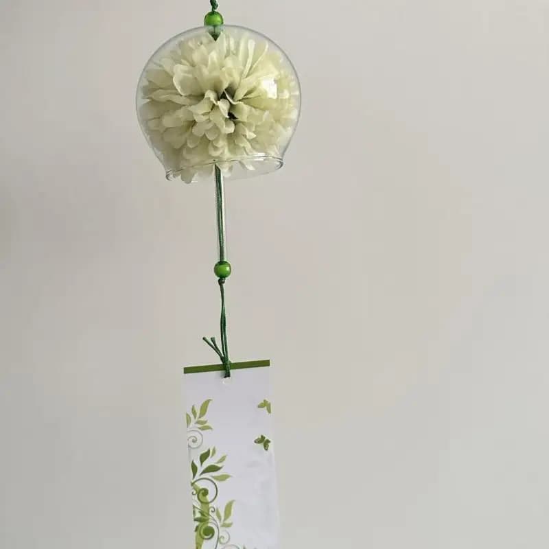 Cloche à vent en verre de style japonais avec fleur artificielle suspendue, ornement de carillon à v