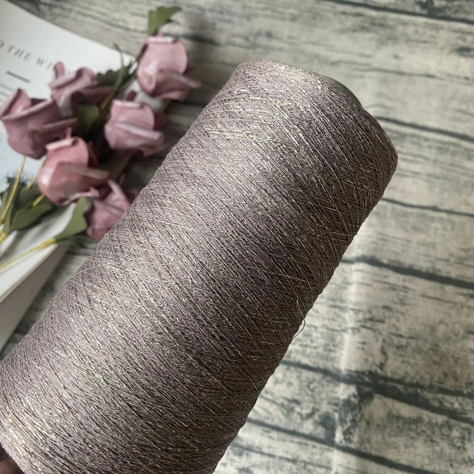 250g/pièce Nouveau produit 20 fils fins de lin scintillant tissé pour le printemps et l'été, fil de 