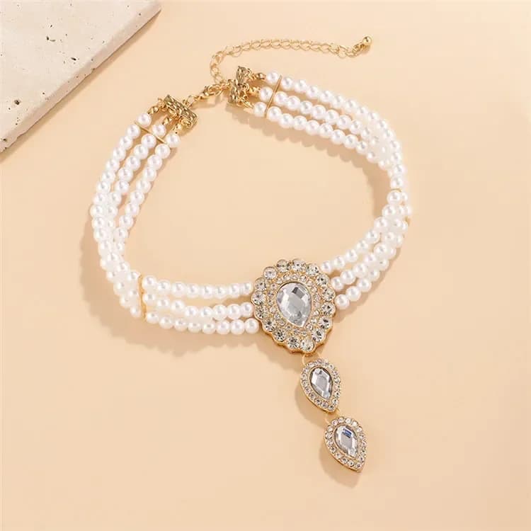 Ensemble de bijoux multicouche avec broche, collier de perles, collier de perles, boucles d'oreilles