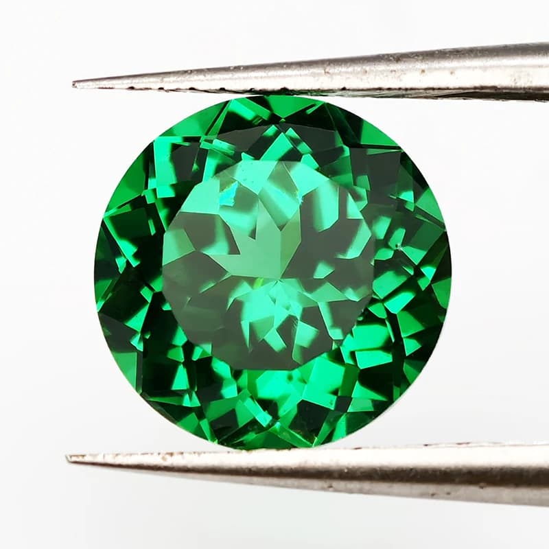 Pierre précieuse en garnet d'aluminium d'yttrium de couleur vert émeraude, diamants de laboratoire,