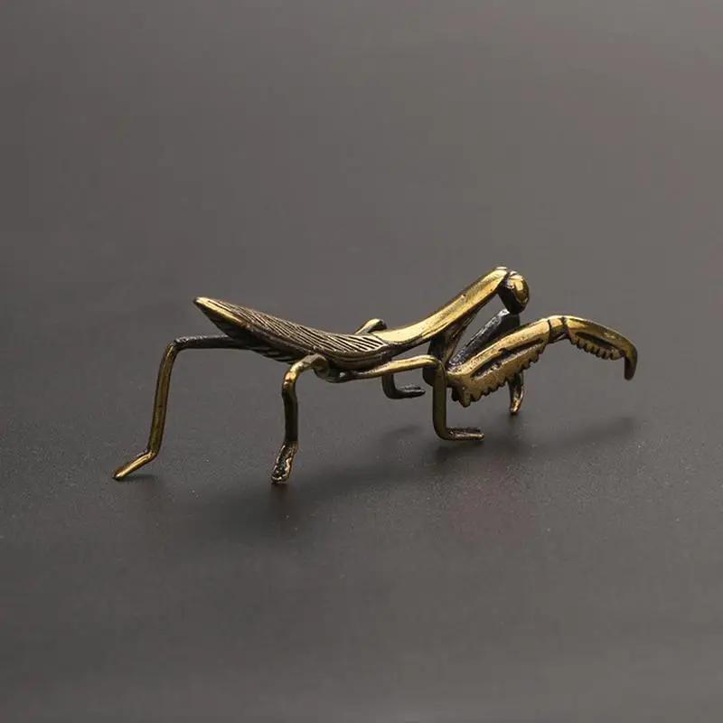 Ornement miniature en cuivre Mantis