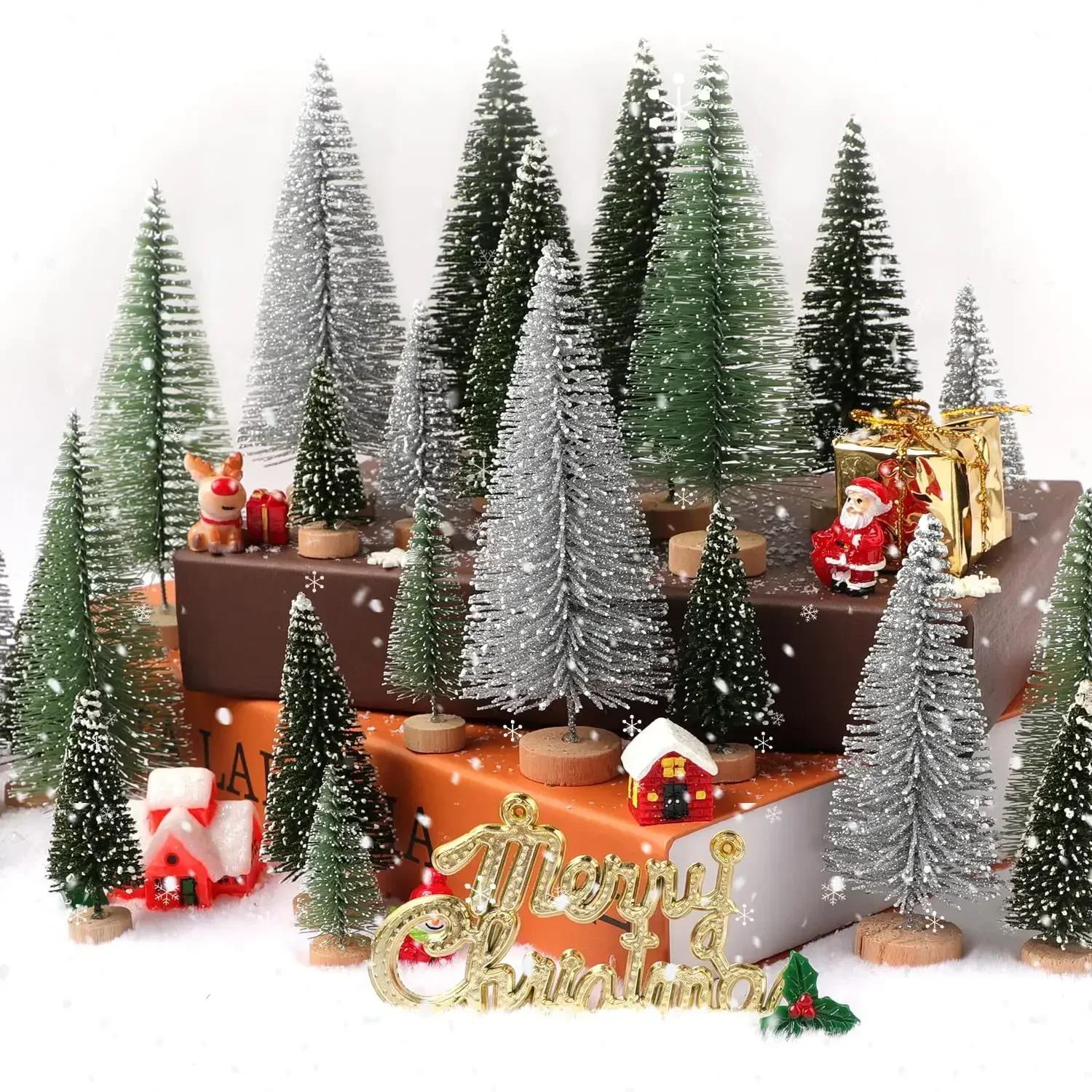 Mini ornements d'arbre de noël