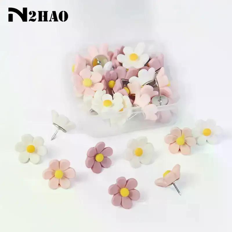 Punaises décoratives en résine en forme de fleurs