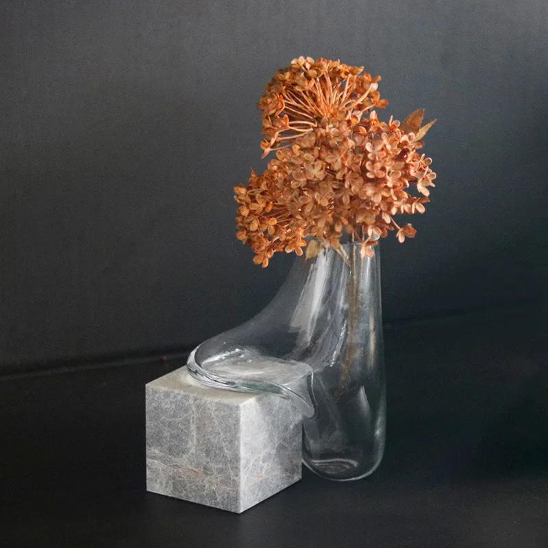 Vase en verre avec Base en marbre