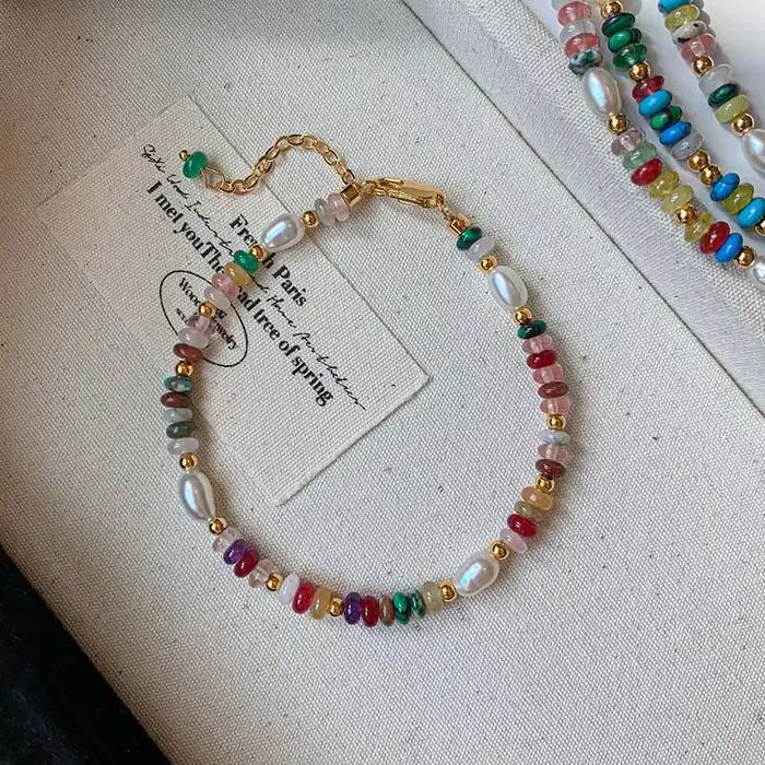 Colliers de perles d'eau douce naturelles en pierre colorée pour femmes, rétro, couleur or, chaîne d