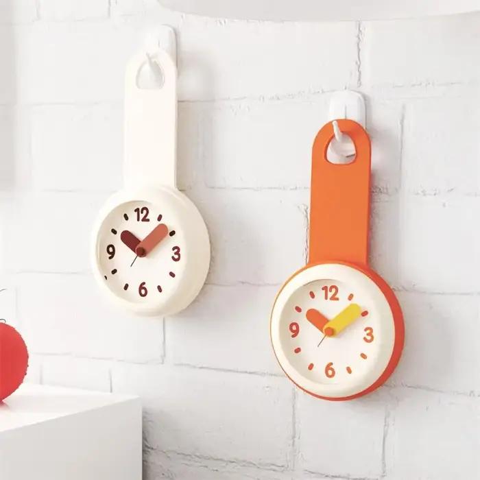 Horloge murale étanche pour salle de bain, lumineuse, résistante à l'humidité et à l'huile, silencieuse, petite, pour la cuisine, décoration de la maison
