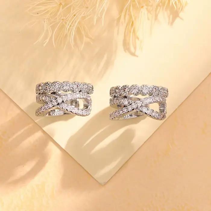 Boucle d'oreille sans Piercing, 1 pièce, nouveau Style Kpop, couleur argent, Micro incrusté de Zircon, Clip d'oreille croisé, bijoux de Cartilage