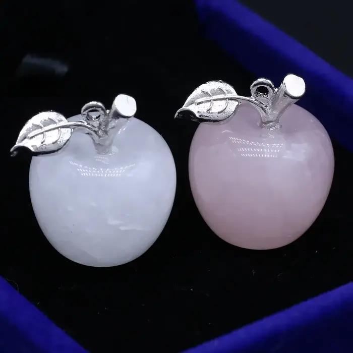 Pendentif en pierre naturelle en forme de pomme