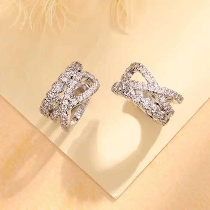 Boucle d'oreille sans Piercing, 1 pièce, nouveau Style Kpop, couleur argent, Micro incrusté de Zircon, Clip d'oreille croisé, bijoux de Cartilage