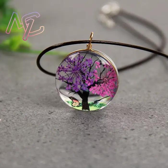 Collier pendentif arbre de vie en cristal