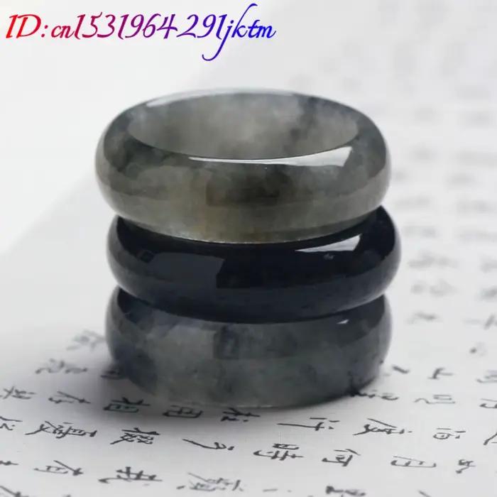 Bague en jadéite du Myanmar noir