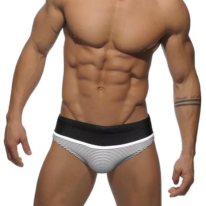 Nouveaux hommes rayé slip de bain été Spa maillot de bain Sexy taille basse Mayo maillots de bain mâle pochette améliorer Sport plage Surf troncs