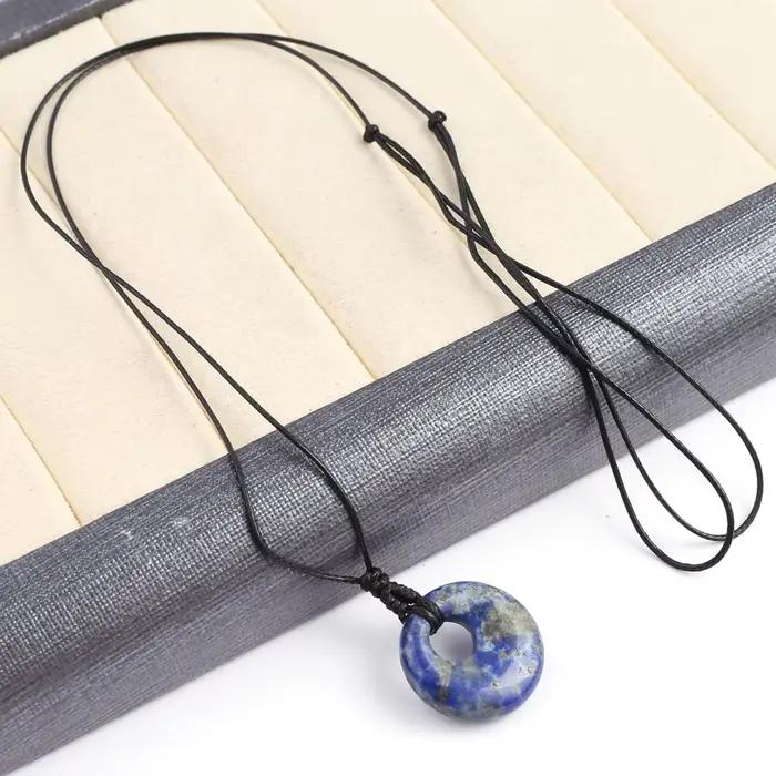 Collier pendentif en pierre naturelle